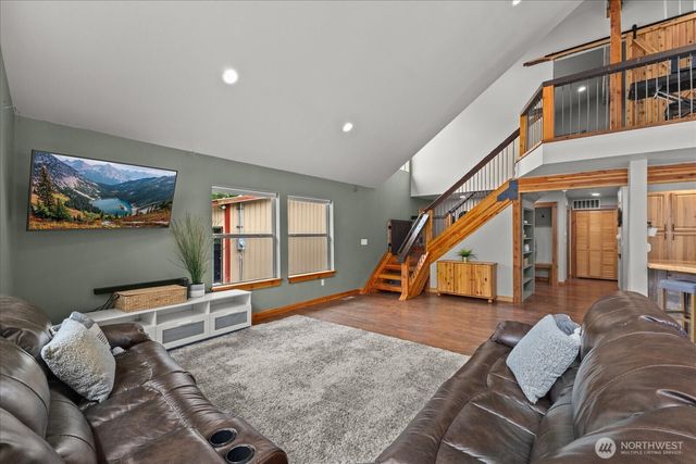 21710 78th Avenue E, Graham, WA 98338