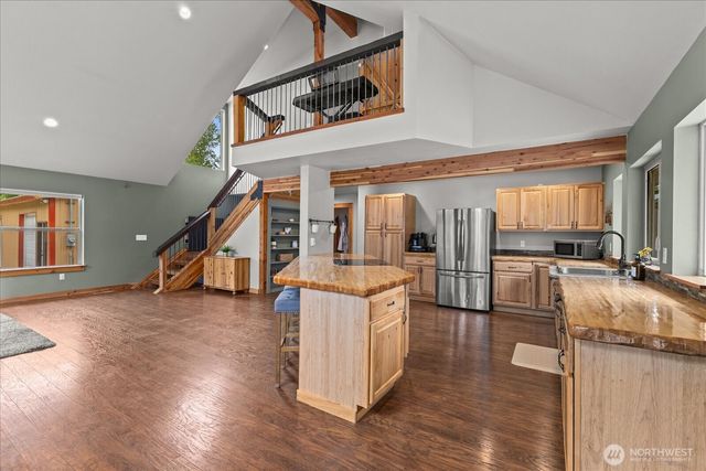 21710 78th Avenue E, Graham, WA 98338