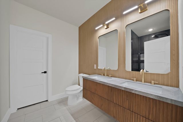2925 River Ridge Court, Granbury, TX 76048