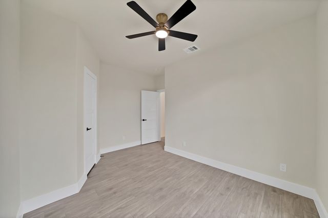 2925 River Ridge Court, Granbury, TX 76048