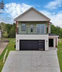 2925 River Ridge Court, Granbury, TX 76048