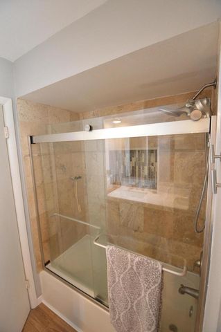 2132 Rambling Rose ROAD, Waukesha, WI 53186
