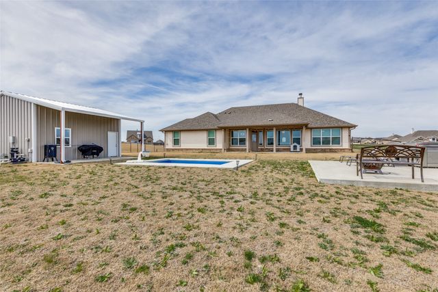 150 Spanish Moss Trail, Rhome, TX 76078