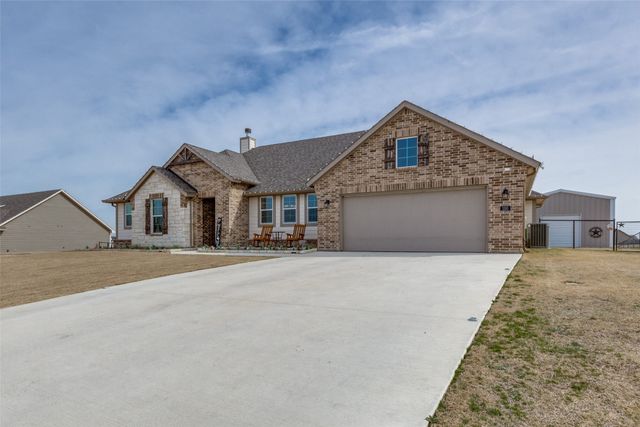 150 Spanish Moss Trail, Rhome, TX 76078