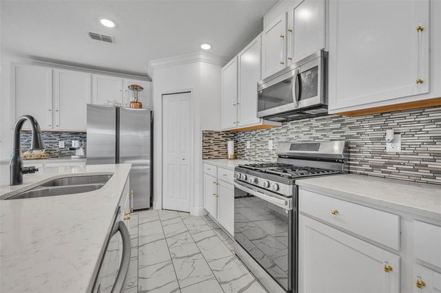 1045 BRADFORD RIDGE DRIVE, Leesburg, FL 34748
