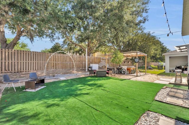 1045 BRADFORD RIDGE DRIVE, Leesburg, FL 34748