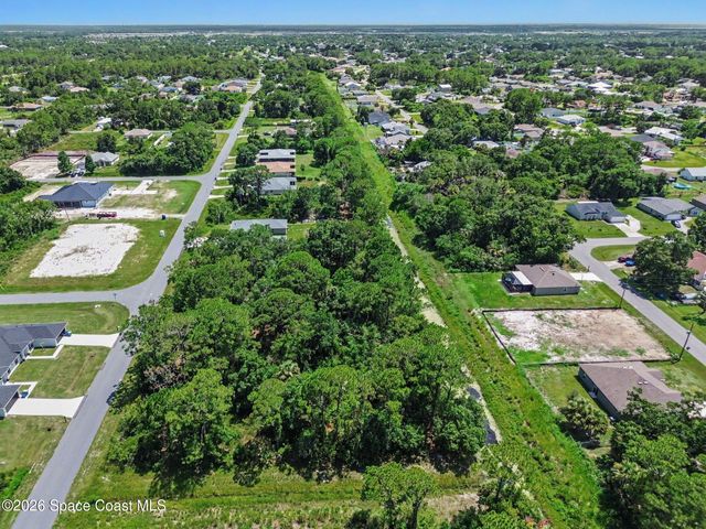 1681 Desco Street SE, Palm Bay, FL 32909