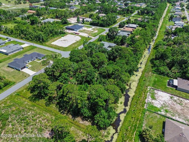 1681 Desco Street SE, Palm Bay, FL 32909