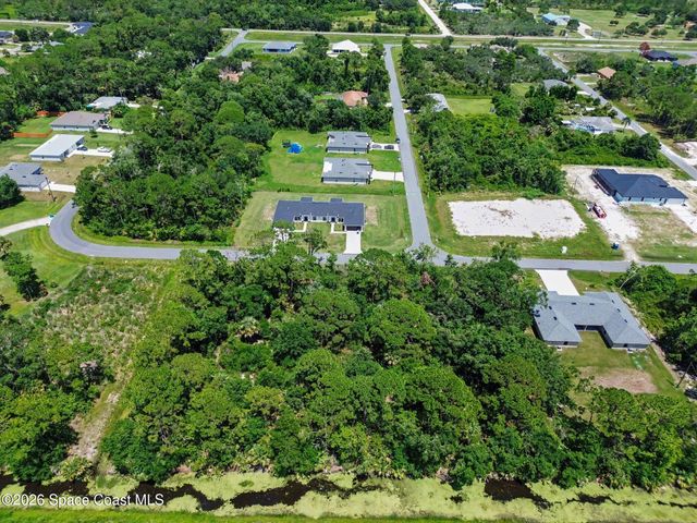 1681 Desco Street SE, Palm Bay, FL 32909
