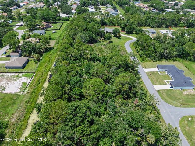 1681 Desco Street SE, Palm Bay, FL 32909