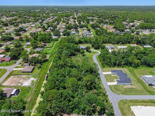 1681 Desco Street SE, Palm Bay, FL 32909