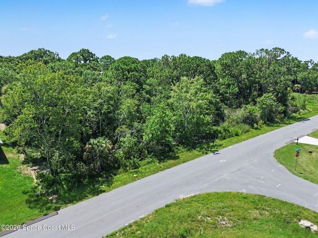 1681 Desco Street SE, Palm Bay, FL 32909