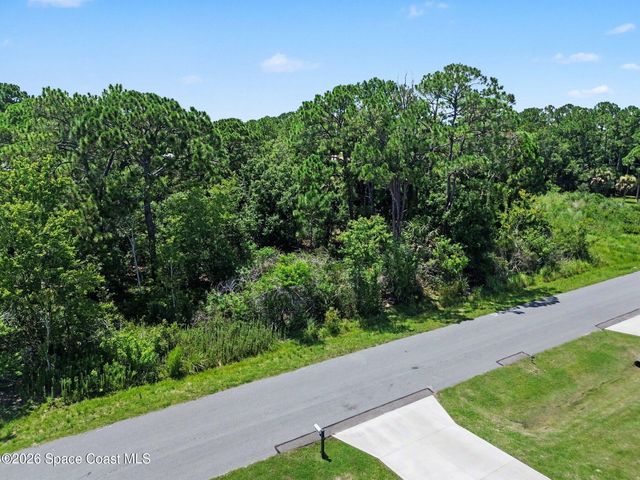 1681 Desco Street SE, Palm Bay, FL 32909