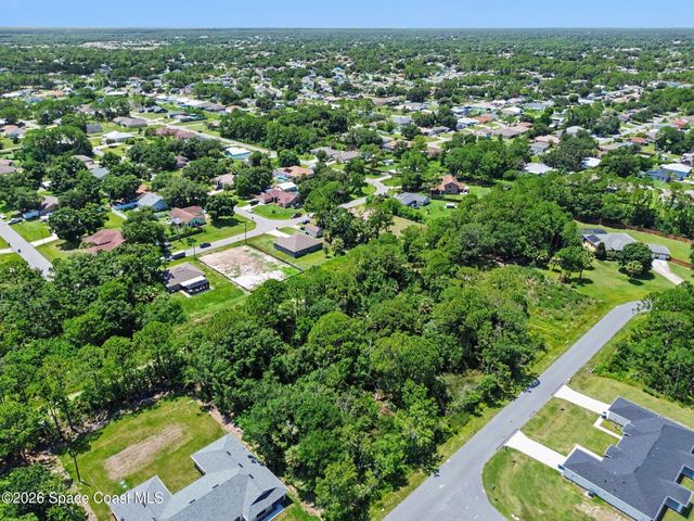 1681 Desco Street SE, Palm Bay, FL 32909
