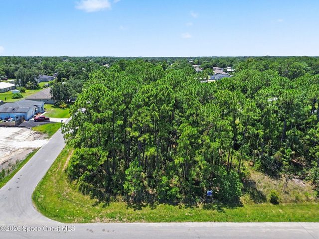 1681 Desco Street SE, Palm Bay, FL 32909