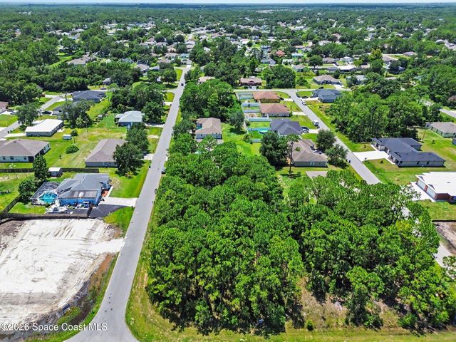 1681 Desco Street SE, Palm Bay, FL 32909