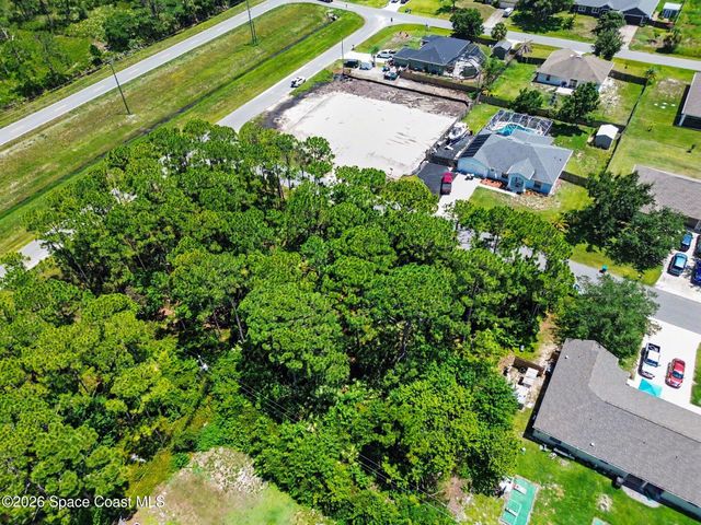 1681 Desco Street SE, Palm Bay, FL 32909