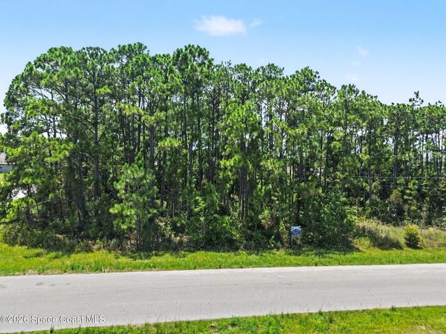 1681 Desco Street SE, Palm Bay, FL 32909