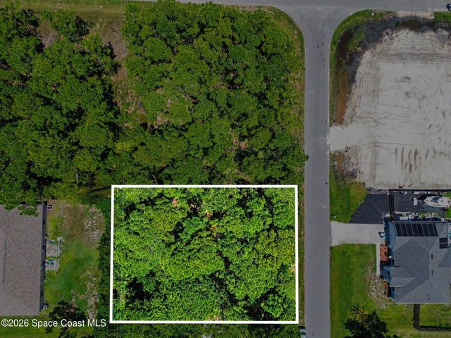 1681 Desco Street SE, Palm Bay, FL 32909