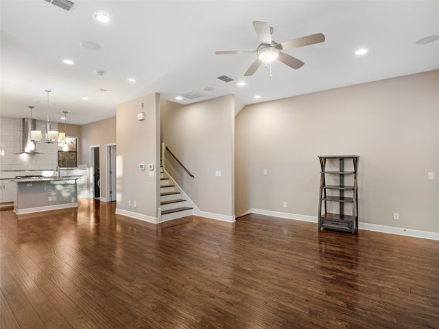 1801 Annex Avenue 501, Dallas, TX 75204