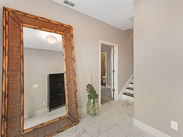 1801 Annex Avenue 501, Dallas, TX 75204