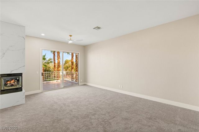 2104 Inverness Drive, Henderson, NV 89074