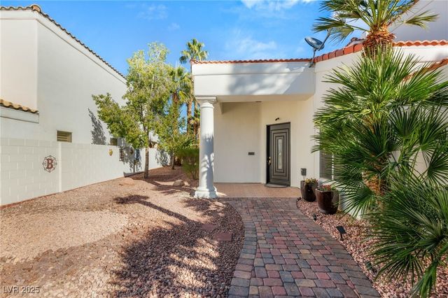 2104 Inverness Drive, Henderson, NV 89074