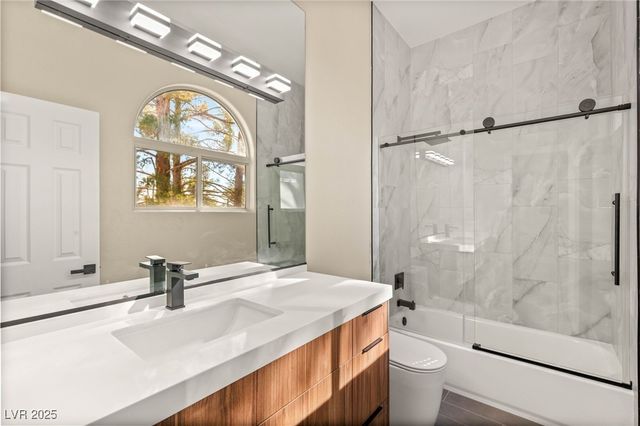 2104 Inverness Drive, Henderson, NV 89074