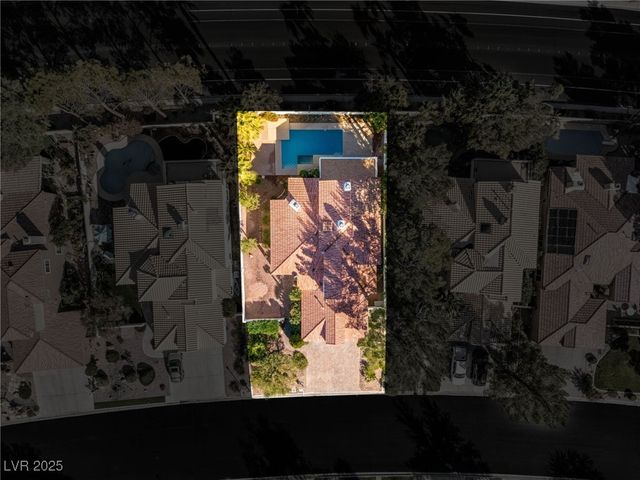 2104 Inverness Drive, Henderson, NV 89074