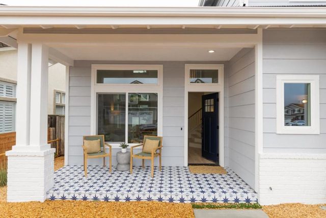 26 Driftwood Court, Pacifica, CA 94044