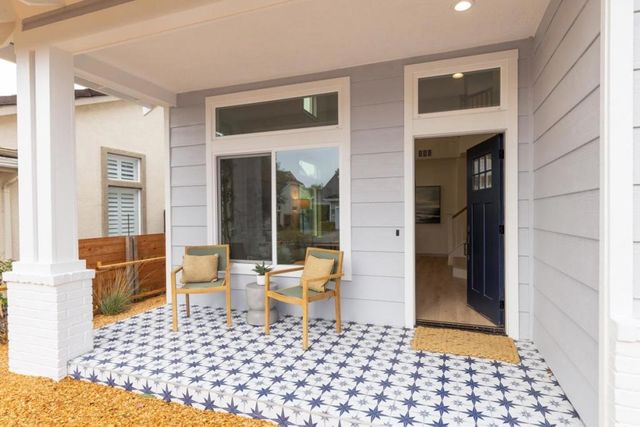 26 Driftwood Court, Pacifica, CA 94044