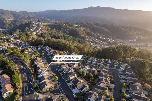 26 Driftwood Court, Pacifica, CA 94044