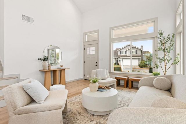 26 Driftwood Court, Pacifica, CA 94044