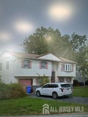 38 Clara Drive, Piscataway, NJ 08854