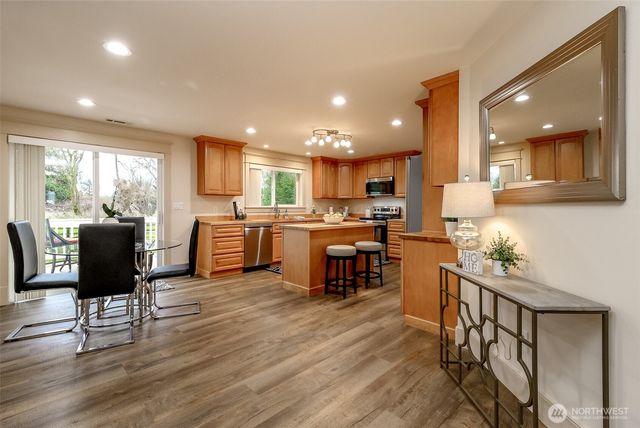 15026 106th Street E, Puyallup, WA 98374