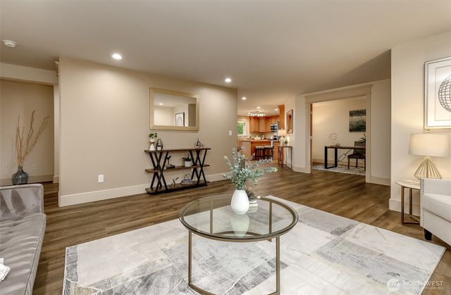 15026 106th Street E, Puyallup, WA 98374