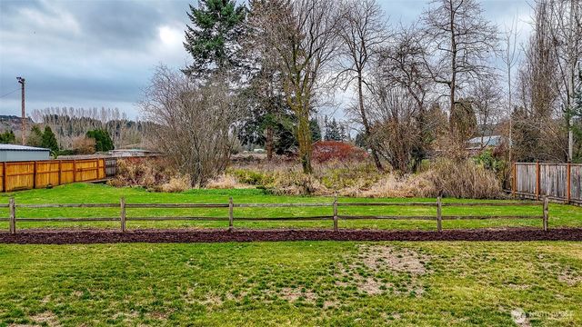 15026 106th Street E, Puyallup, WA 98374