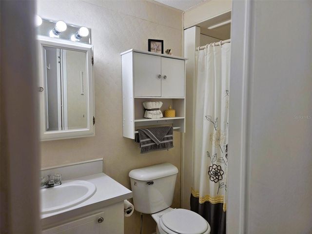 3225 SWEET GUM TERRACE, Sarasota, FL 34237