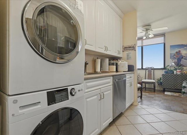 26910 Grand Central Parkway 31B, Floral Park, NY 11005