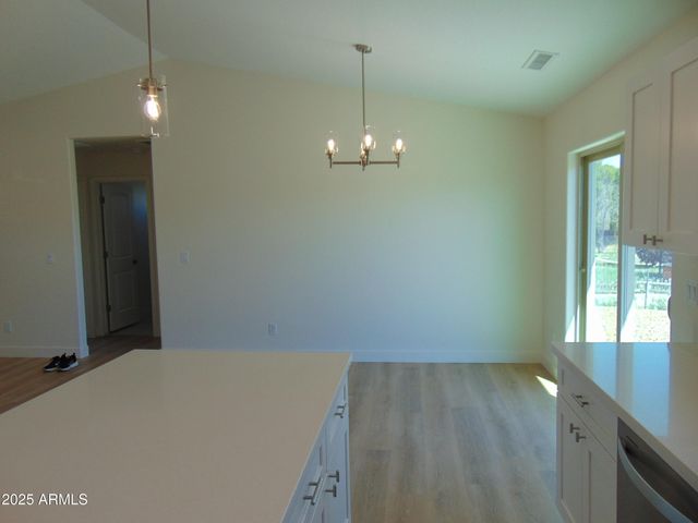 17707 E JACKRABBIT Road, Mayer, AZ 86333