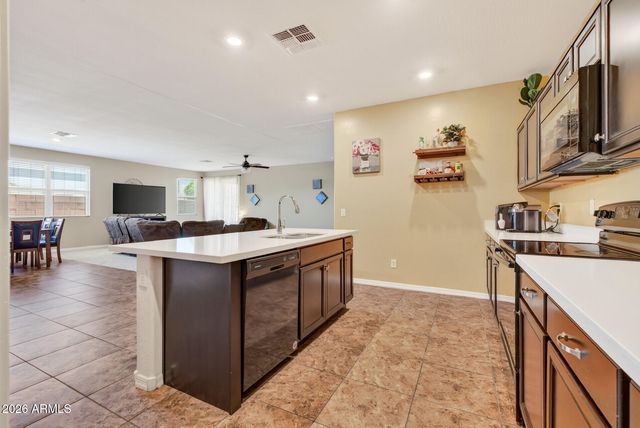 8757 W JEFFERSON Street, Tolleson, AZ 85353