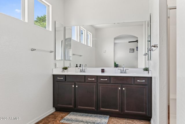 8757 W JEFFERSON Street, Tolleson, AZ 85353