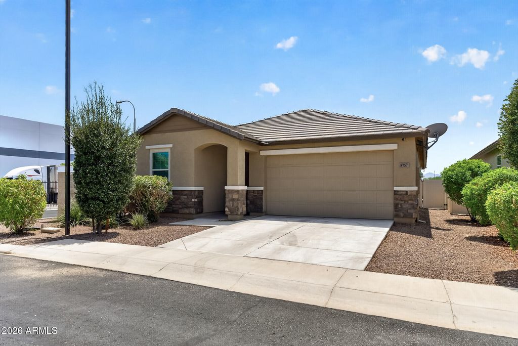 8757 W JEFFERSON Street, Tolleson, AZ 85353 — photo 3