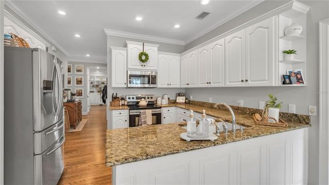 1011 BRIGHTON WAY, Lakeland, FL 33813