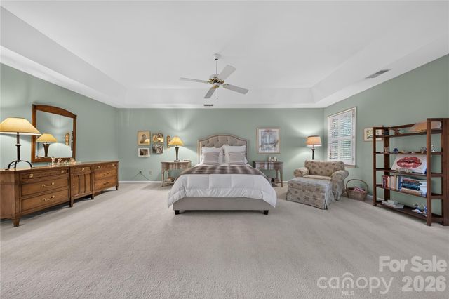 5911 Chalyce Lane, Charlotte, NC 28270