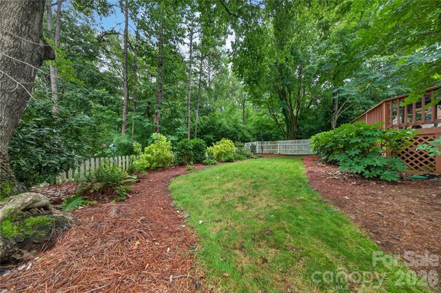 5911 Chalyce Lane, Charlotte, NC 28270