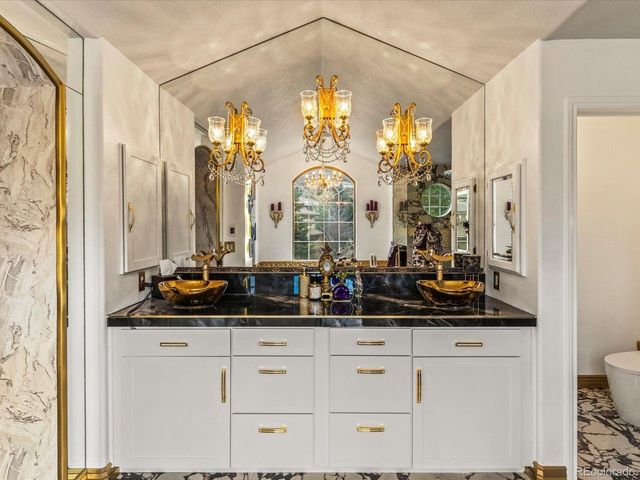 16113 Canyon Wren Way, Morrison, CO 80465