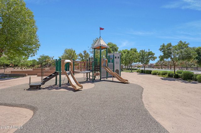 11056 E SOMBRA Avenue, Mesa, AZ 85212
