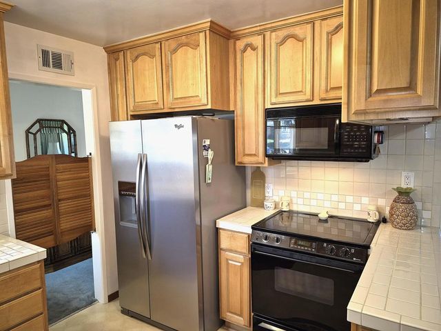 7703 Cassia Avenue, Riverside, CA 92504