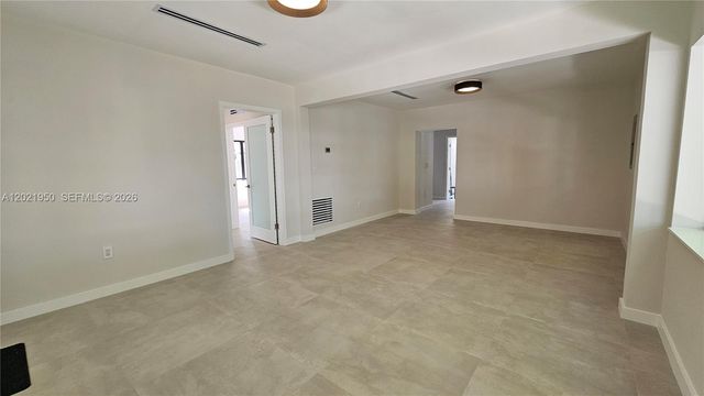 424 NE 63rd St, Miami, FL 33138
